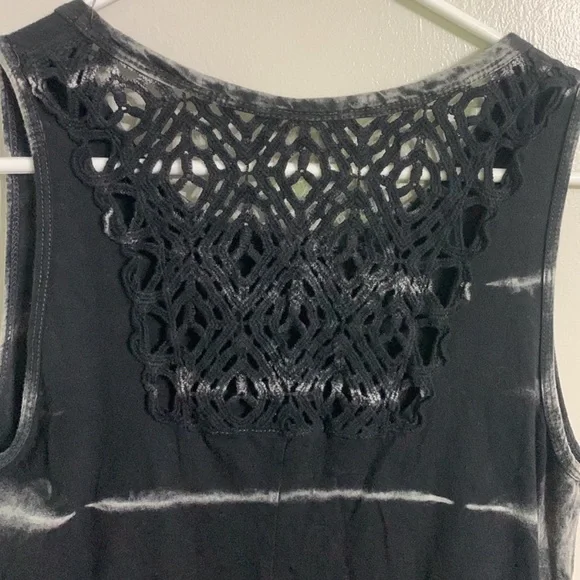 Black tie dye sleeveless top - Picture 5 of 5